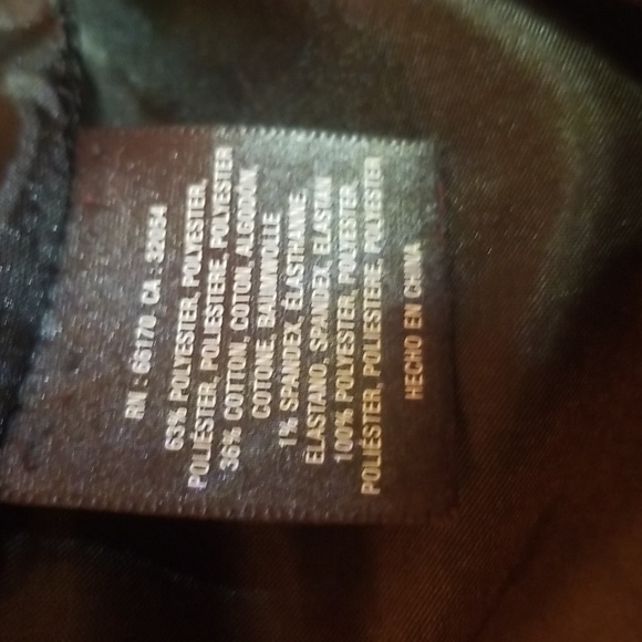 Red textured dress - Picture 9 of 9